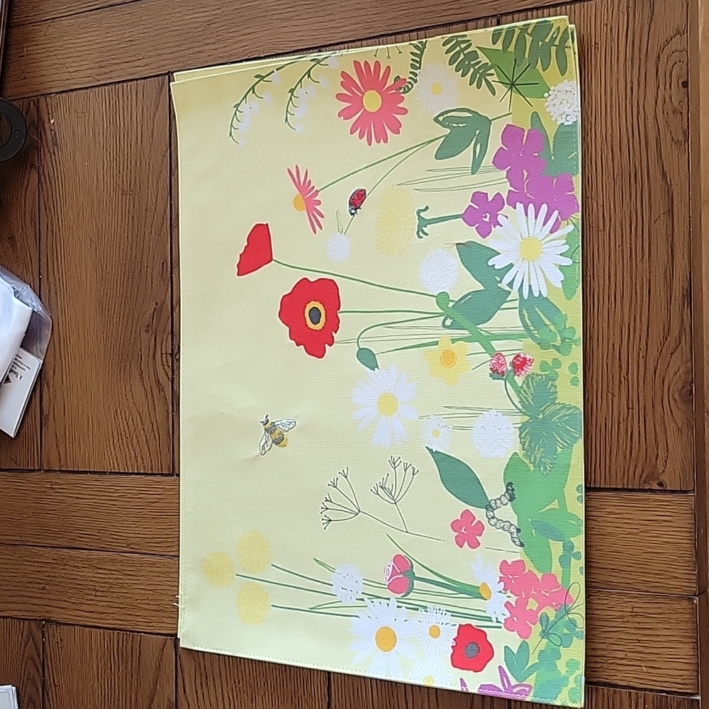 Spring Placemats and Kitchen towels